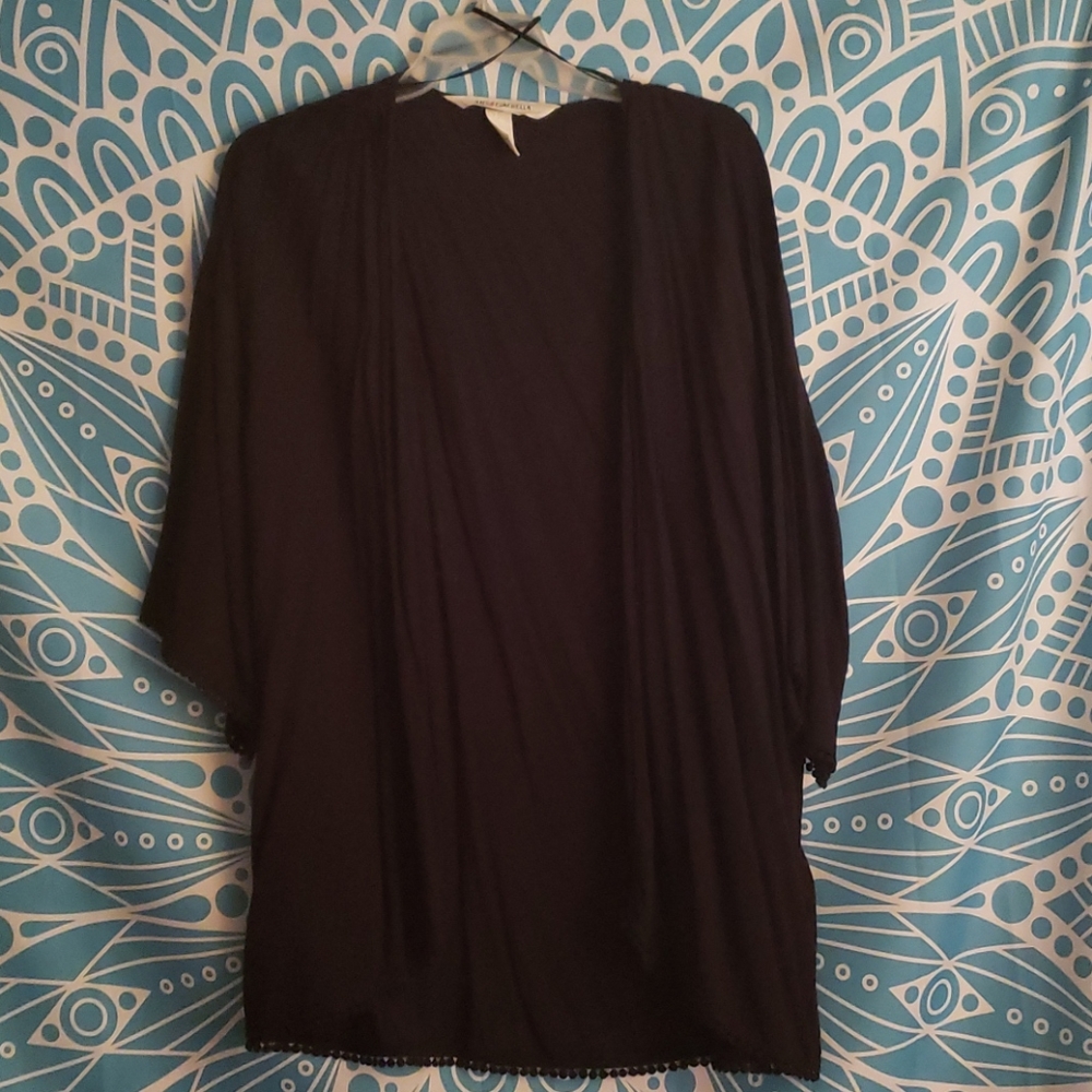 Black tasseled kimono